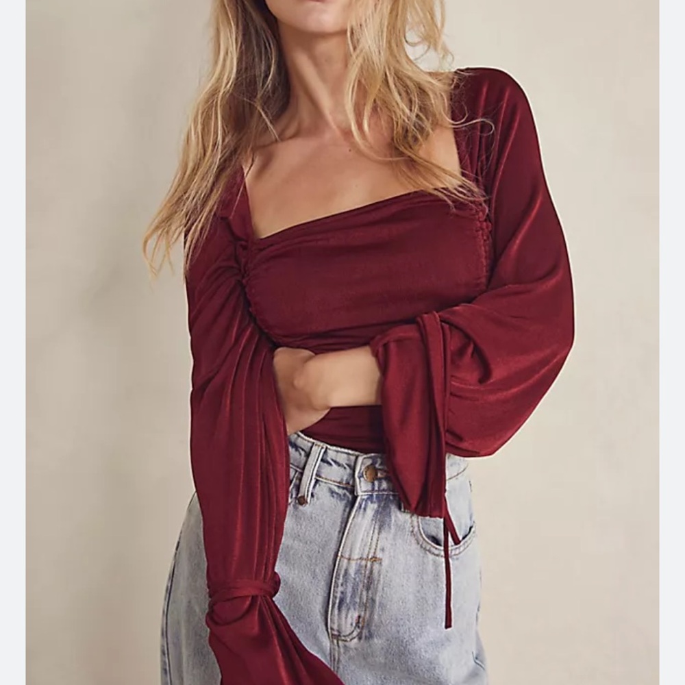 Free People 𖤓 Meant to be Ruched Bodysuit.